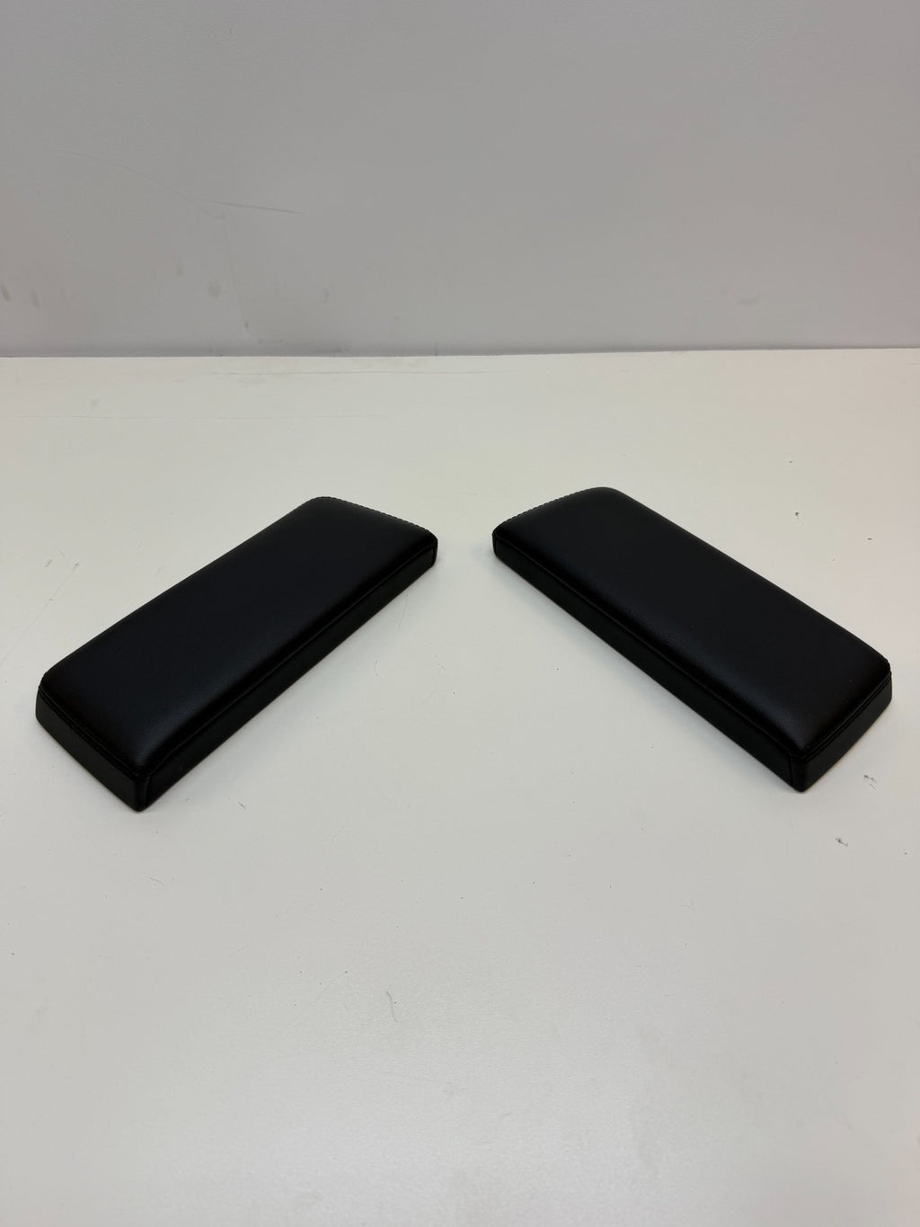 2012-20 Tesla Model S Front Left Right Center Consol Armrest Pad Black 105730227