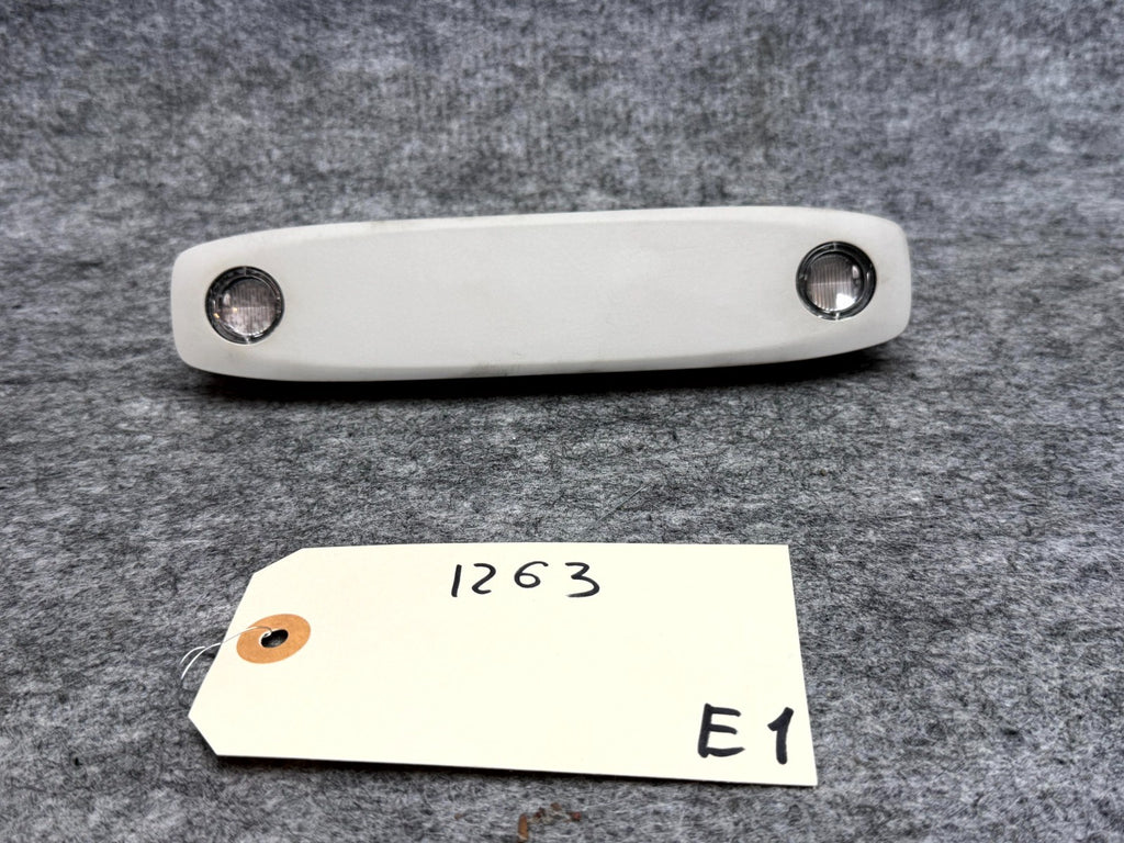 ♦️2017 – 2023 TESLA MODEL 3 REAR OVERHEAD ROOF DOME LIGHT OEM, P1092575-00-J