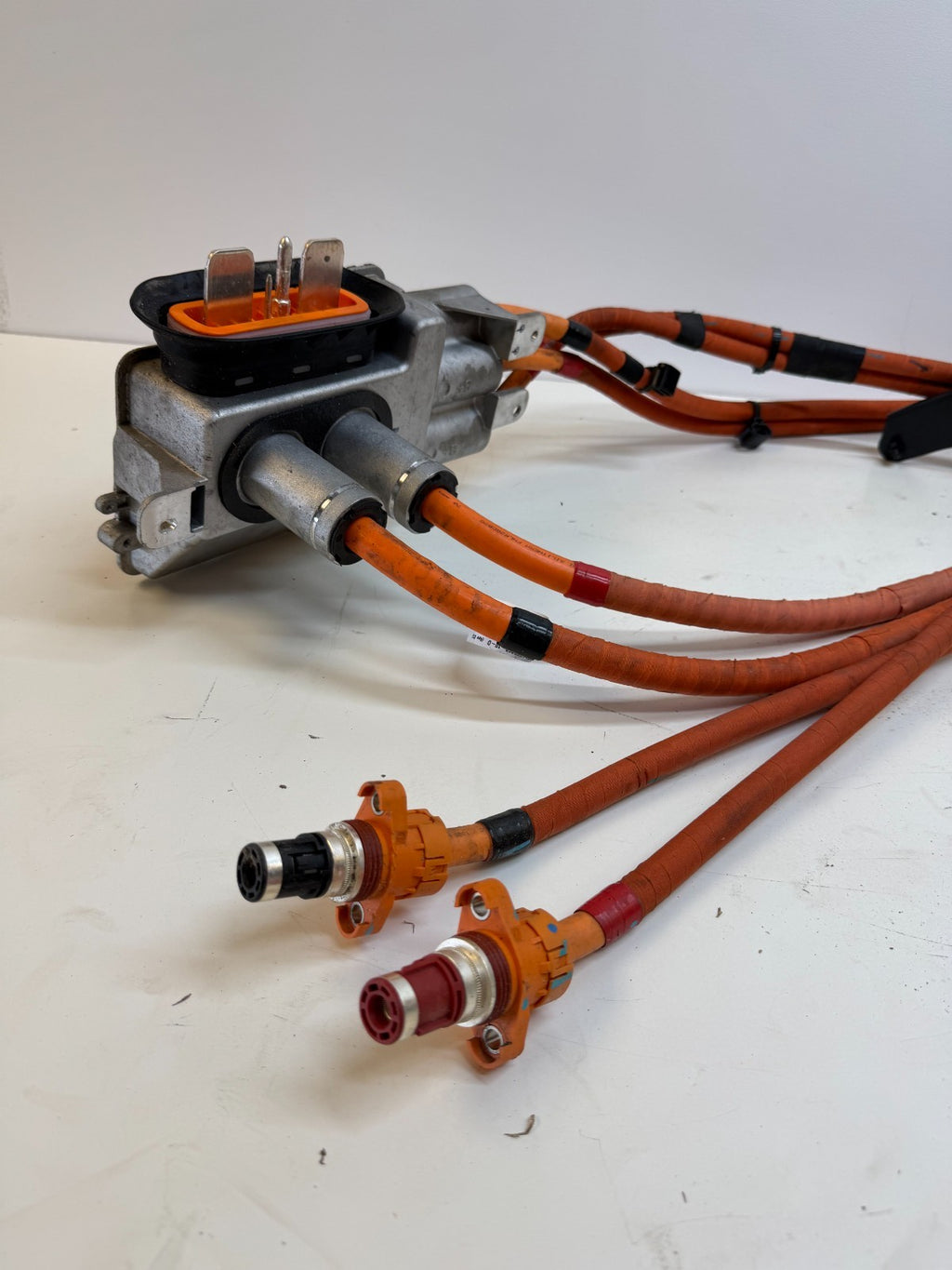 2016-2021 TESLA MODEL S BATTERY SPLITTER CABLE WIRE HARNESS 1055868-10-D