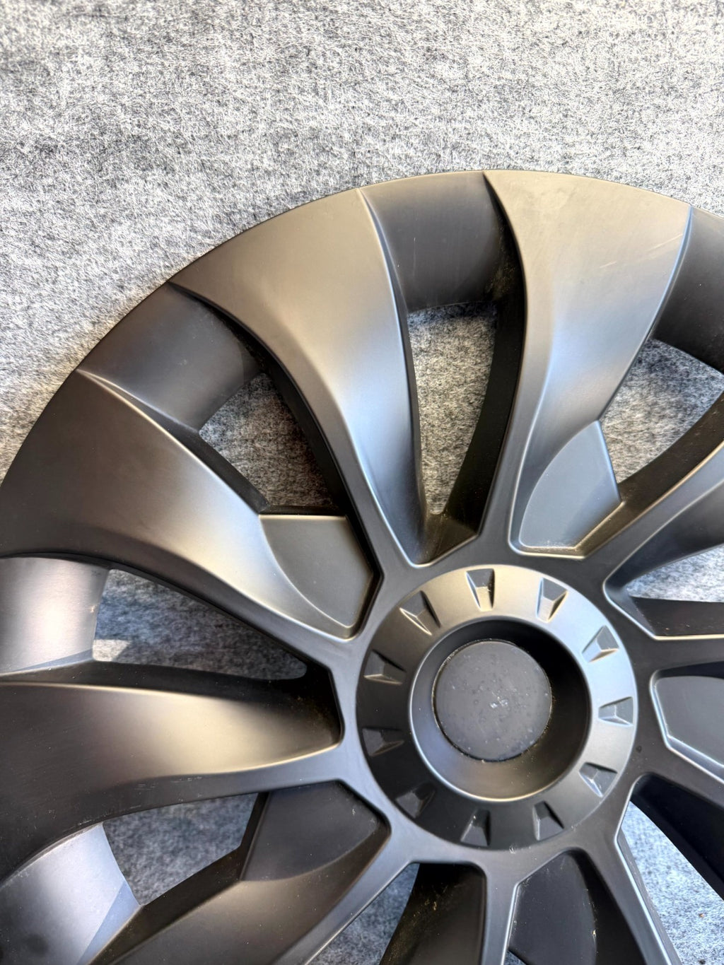 ♦️2017 - 2023 TESLA MODEL 3 WHEEL RIM CENTER CAP COVER OEM, 1044235-00-A