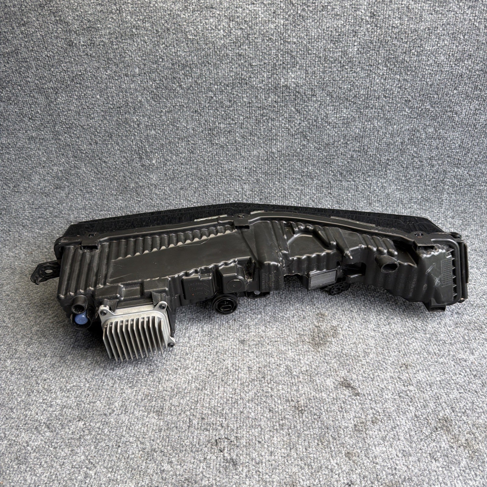 TESLA CYBERTRUCK EVEREST HEADLIGHT LEFT DRIVER 2024 2025 OEM 1806404-00-D