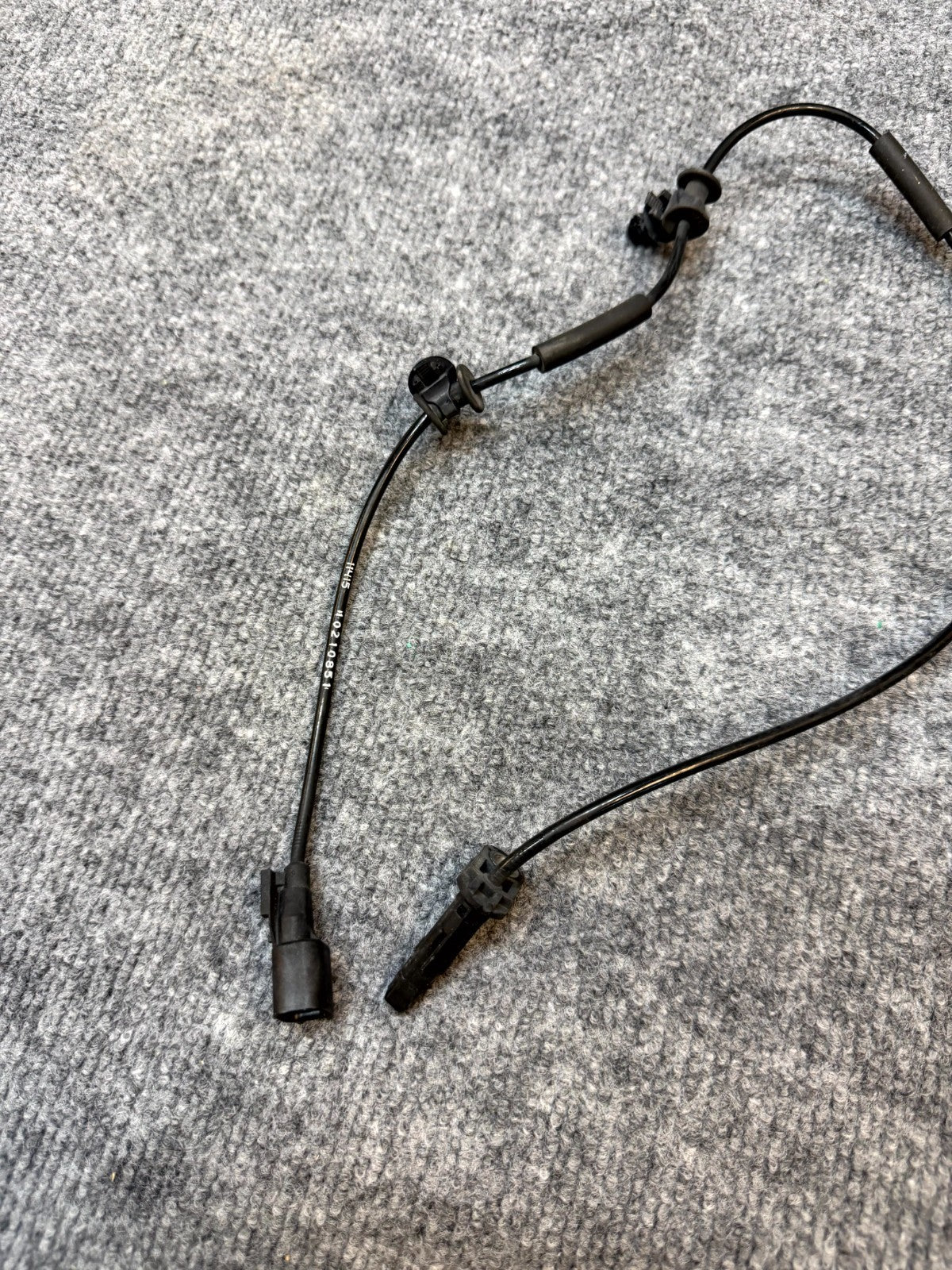 17-23 TESLA MODEL Y FRONT LEFT ANTI-LOCK ABS WHEEL SPEED SENSOR OEM, 118876100A