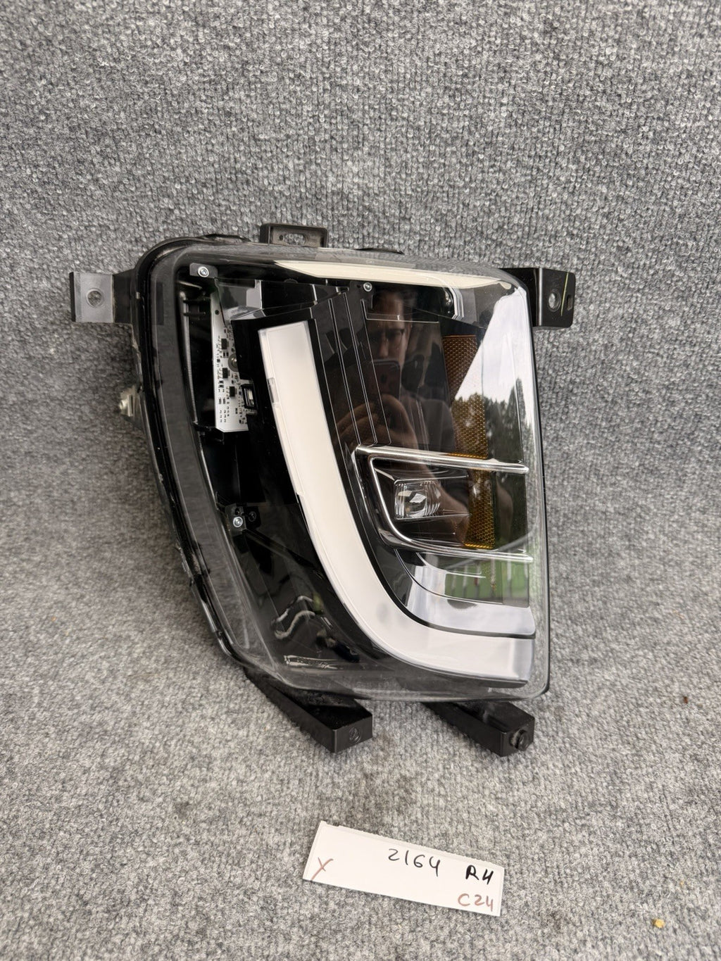 2016 - 2020 TESLA MODEL X FRONT RIGHT PASSENGER SIDE FOG LIGHT LAMP OEM