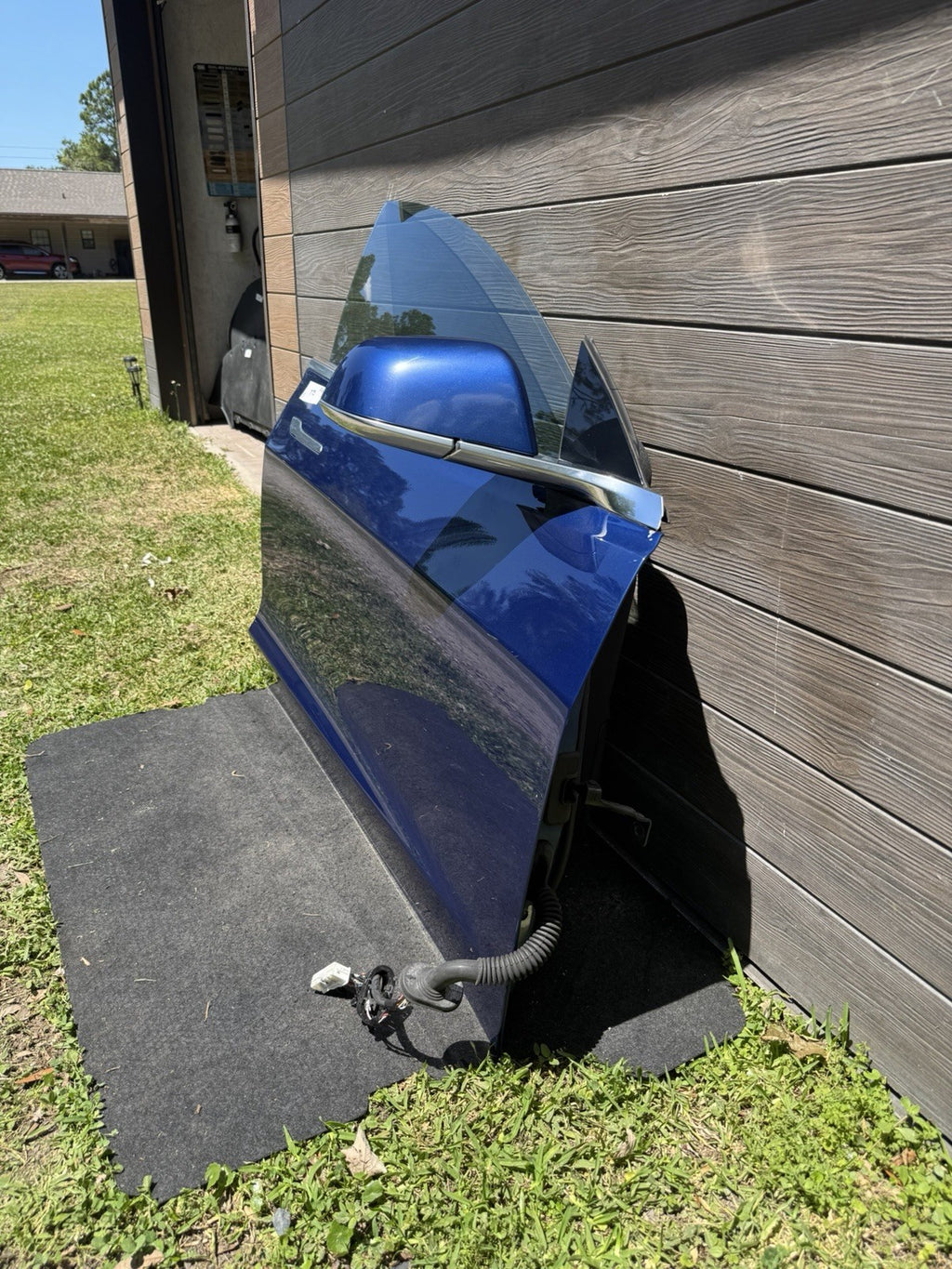 2018-2023 Tesla Model 3 Front Passenger Side Door Shell Panel Right Blue PPSB