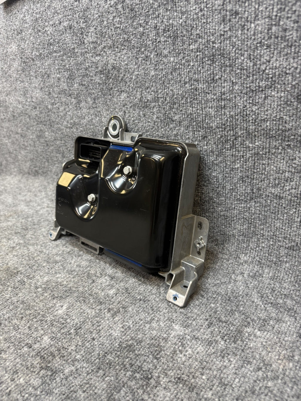 20-24 TESLA MODEL Y FRONT CONTROLLER BODY COMPUTER CONTROL MODULE OEM 149732700C