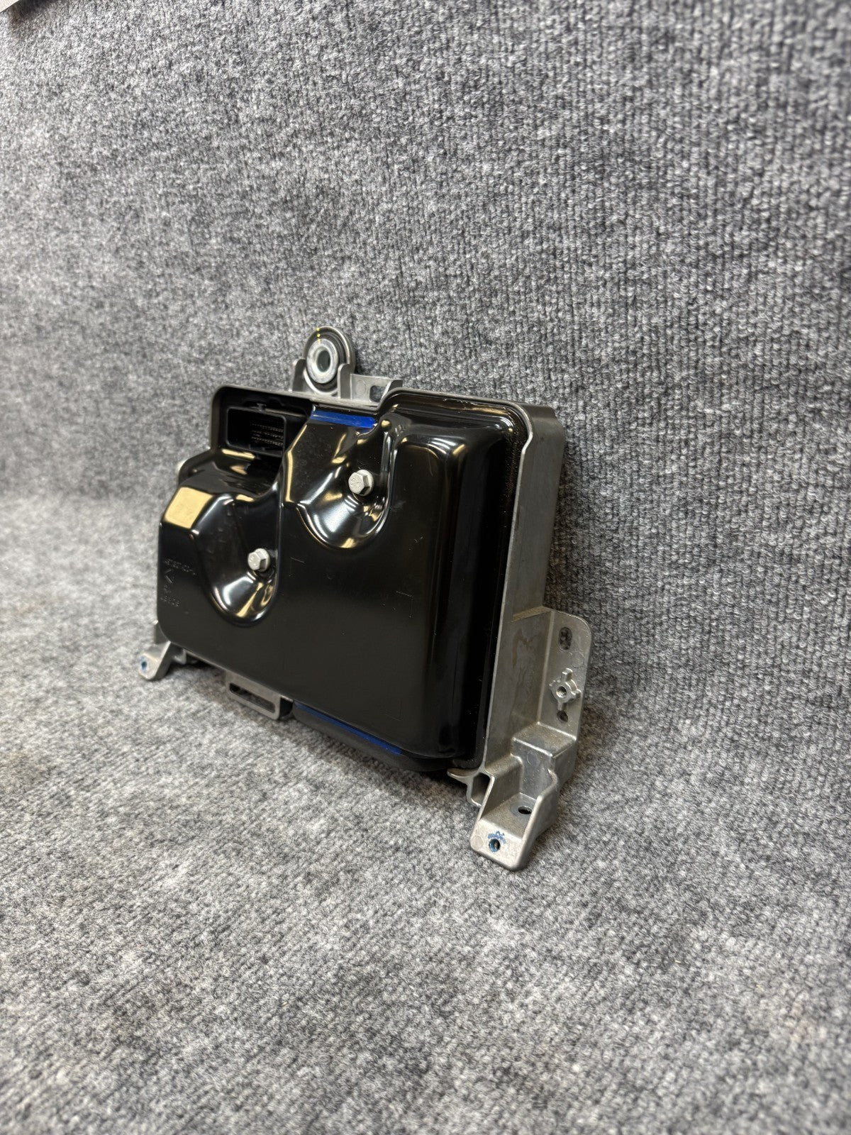 20-24 TESLA MODEL Y FRONT CONTROLLER BODY COMPUTER CONTROL MODULE OEM 149732700C