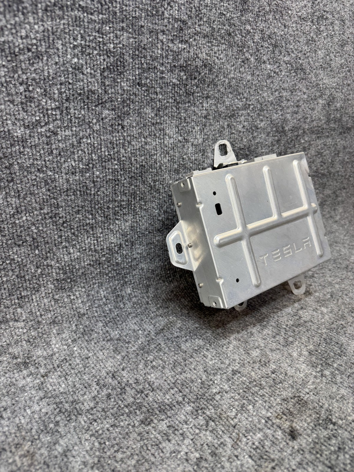 2020-2024 TESLA MODEL Y AUDIO SOUND AMP AMPLIFIER CONTROL MODULE OEM, 150715201B
