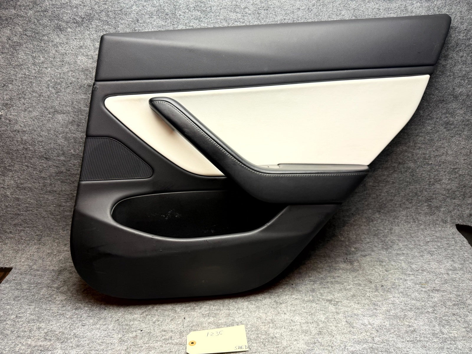 ♦️2017 - 2023 TESLA MODEL 3 REAR RIGHT SIDE DOOR PANEL TRIM OEM, 1090413-01-M