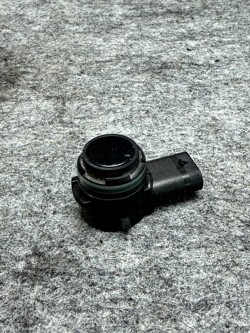 ♦️2017 – 2023 TESLA MODEL 3 BUMPER PARKING ULTRASONIC SENSOR OEM, 1127503-01-D