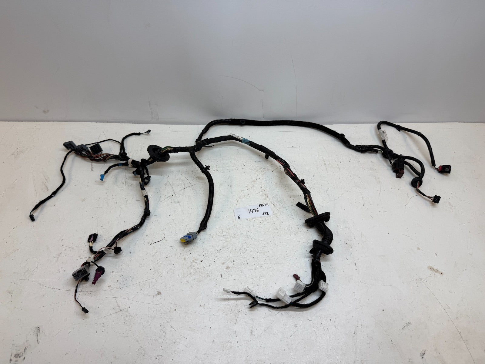 2016-2020 Tesla Model S Front Left Side Door Wire Wiring Harness 1069106-00-B