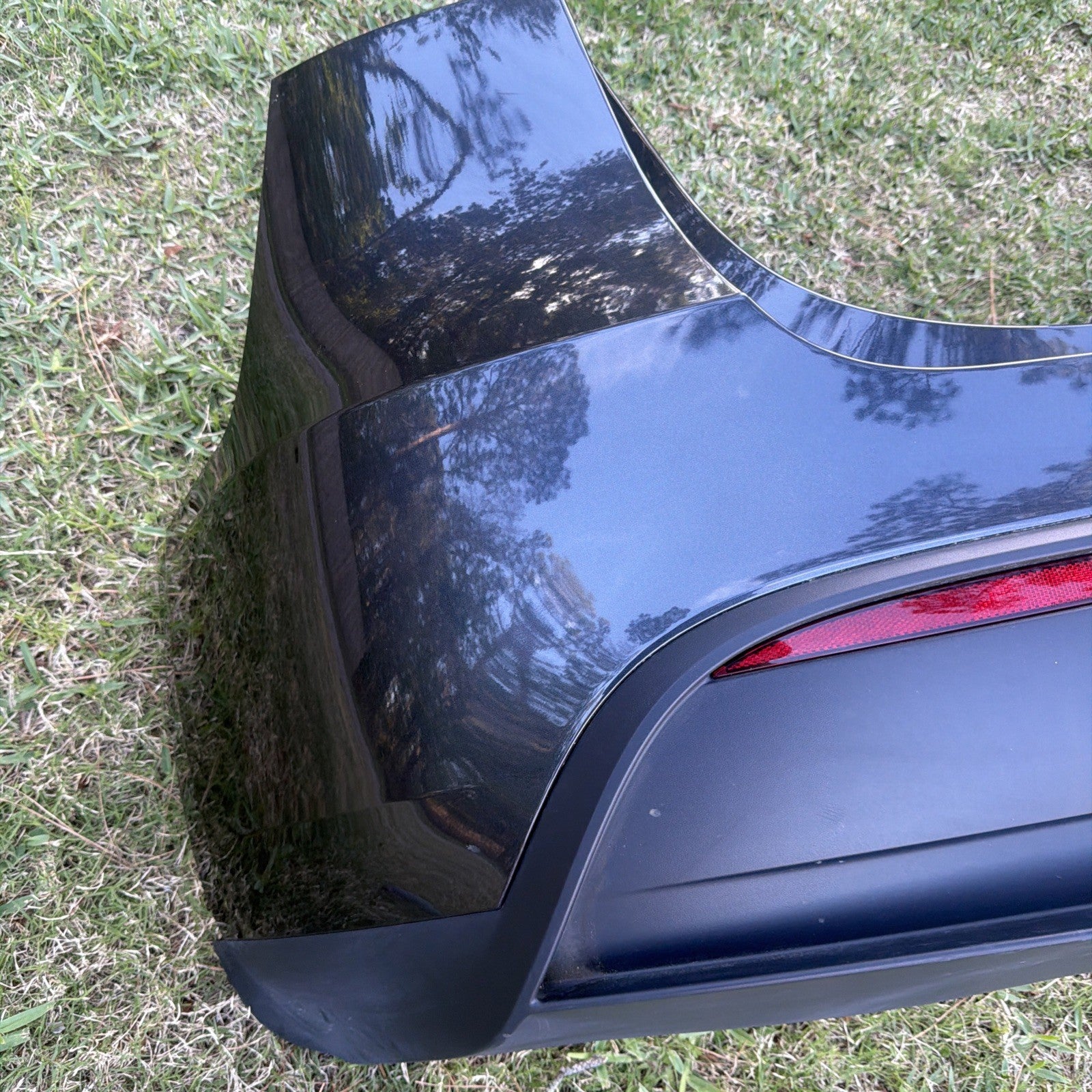 23-24 Model Y Rear Bumper Cover + Lower Valance Diffuser Gray PN01 1494005-00-B