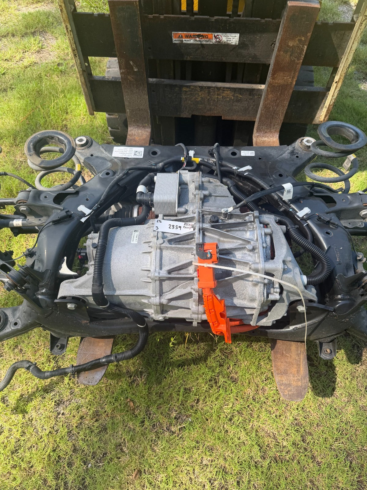 2021-2023 Tesla Model 3 Engine Rear Drive Unit Motor with Subframe Assembly