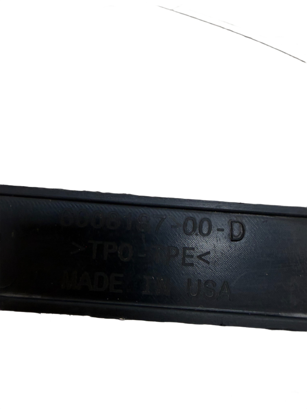 2012-2016 Tesla Model S Aero shield inner strake right 6008187-00-D