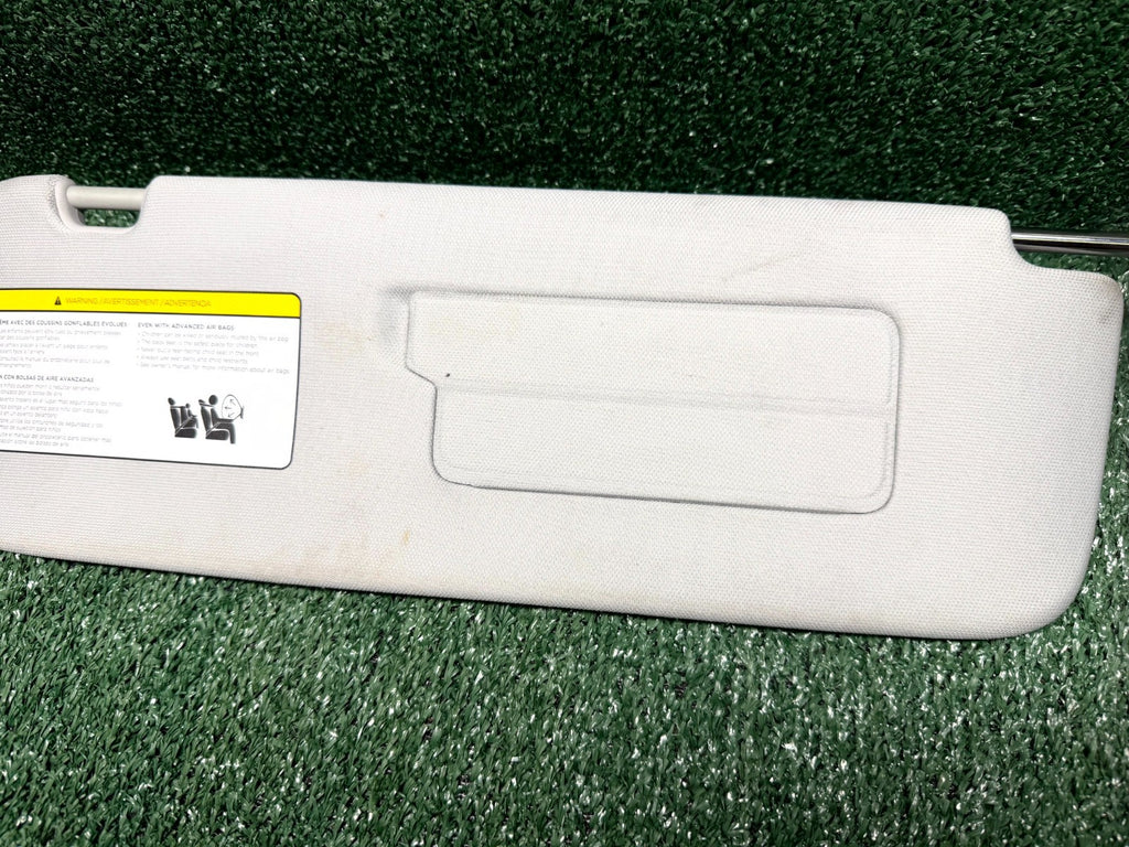 ♦️2020-2024 TESLA MODEL Y/3 FRONT RIGHT SIDE SUN VISOR MIRROR OEM, 1490406-01-A