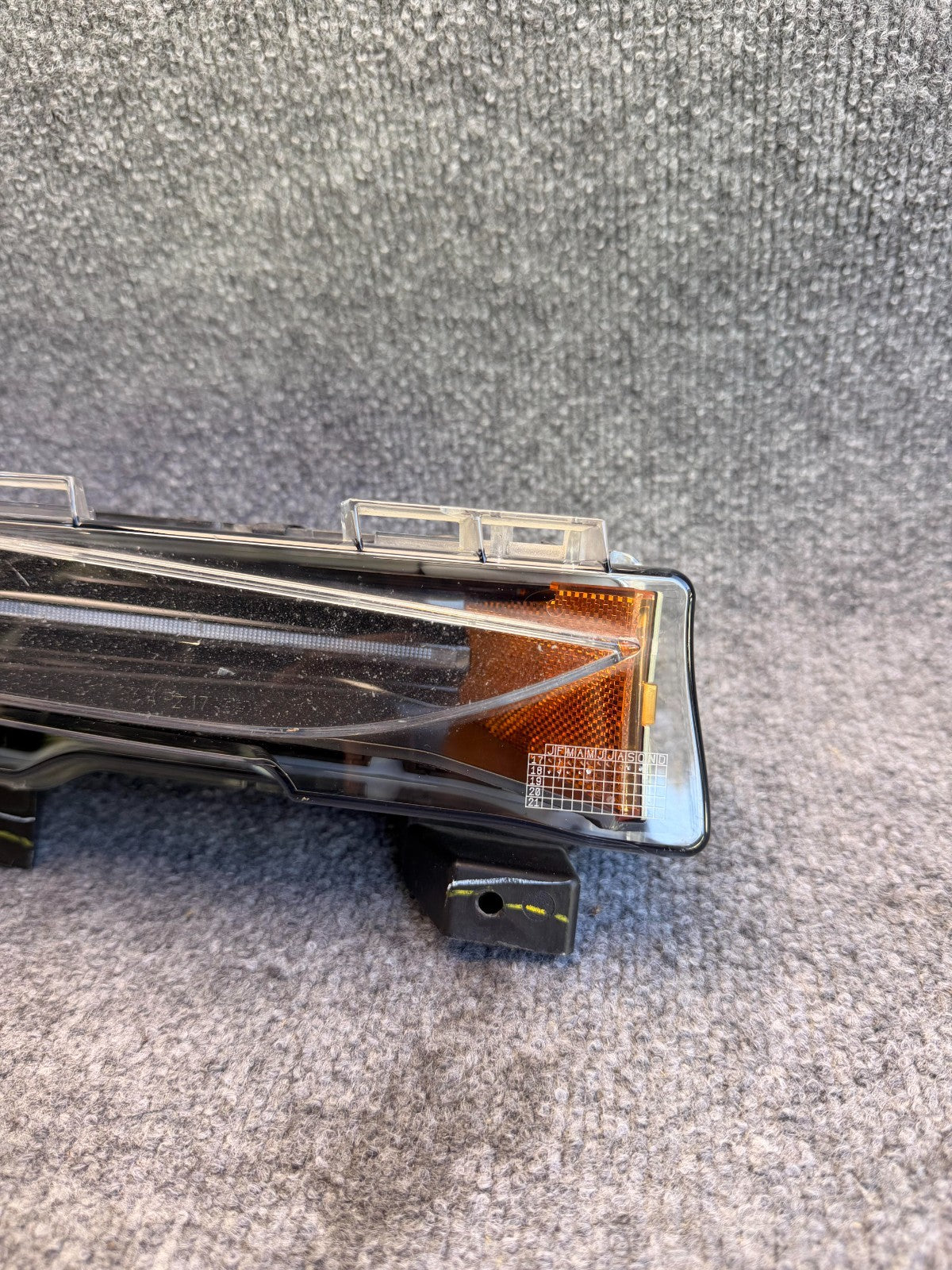 2017-2023 TESLA MODEL 3 RIGHT PASSENGER SIDE LED FOG LIGHT LAMP 1077392-00-C
