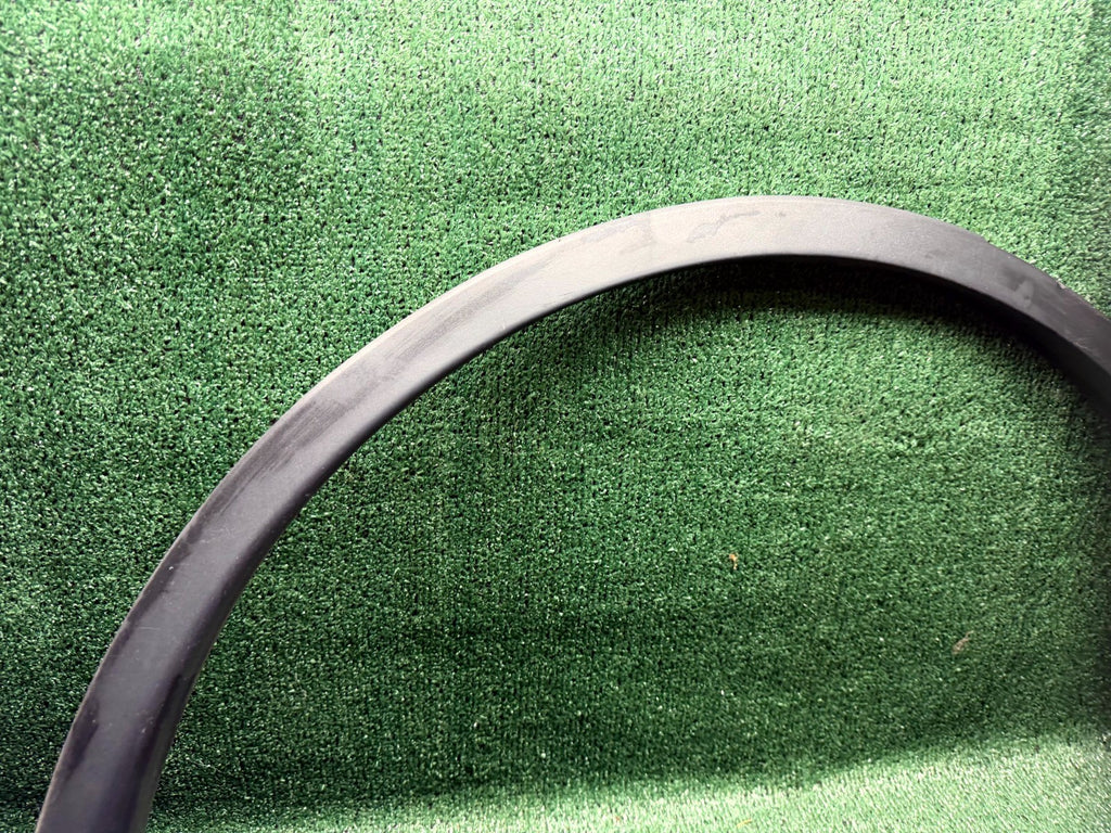 ♦️2020 - 2024 TESLA MODEL Y REAR RIGHT WHEEL FLARE GARNISH OEM, 1494164-00-B