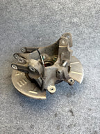 12–16 TESLA MODEL S REAR LEFT SPINDLE KNUCKLE HUB W/ DUST SHIELD OEM, 600643200A