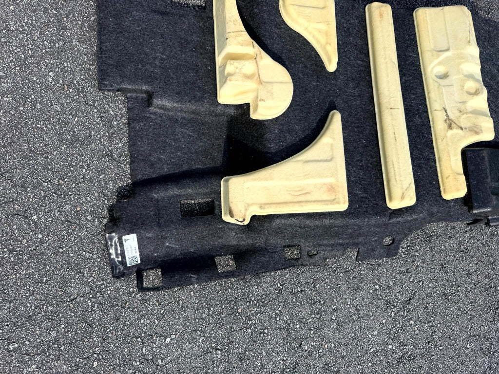 17 - 23 TESLA MODEL 3 FRONT LEFT SIDE FLOOR CARPET COVER LINER OEM, 1127267-00-G