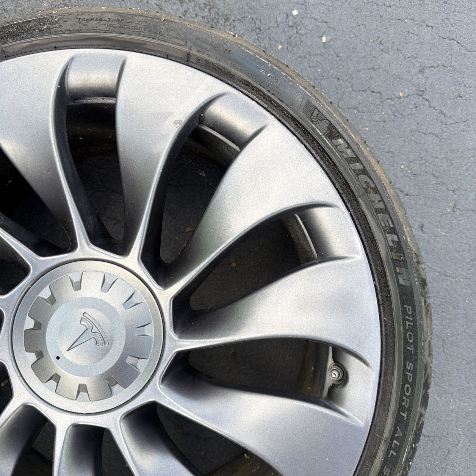 ⭕ 20-24 Model Y Rear Uberturbine Wheel Rim 21x10.5J 48MM 11-Spokes 1188227-00-B
