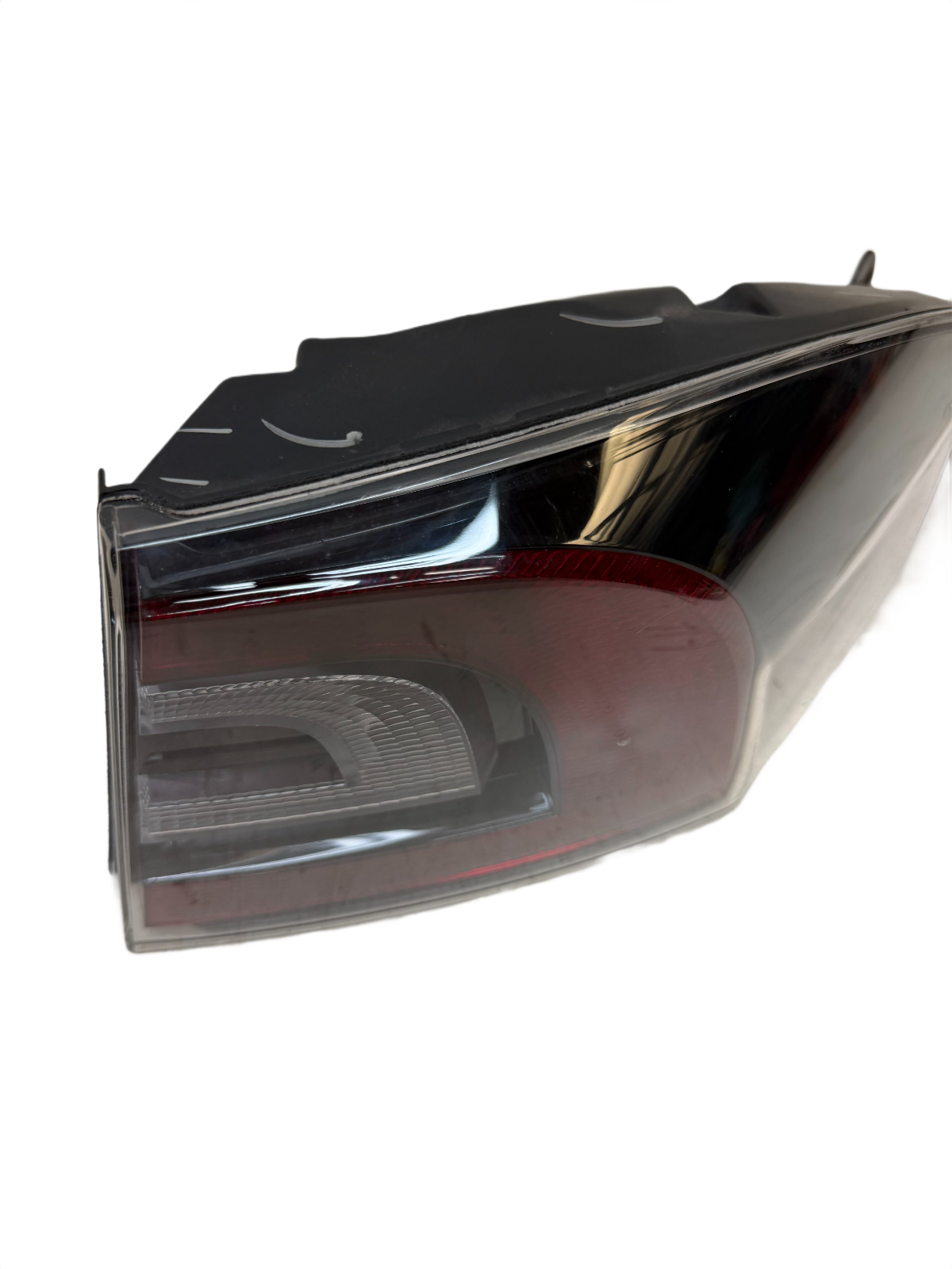 2016-2020 TESLA MODEL S TAIL LIGHT RIGHT PASSENGER 6005919-00-C