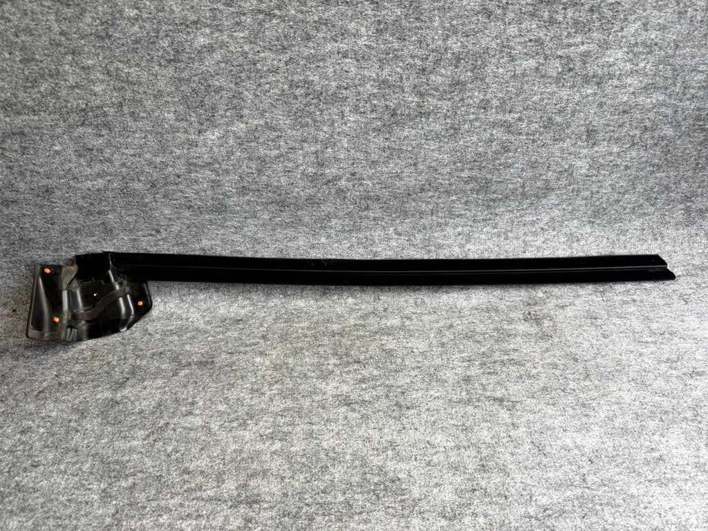 ♦️17–23 TESLA MODEL 3 FRONT LEFT/RIGHT INNER BELT SEAL MOLDING OEM, 1090495-00-E