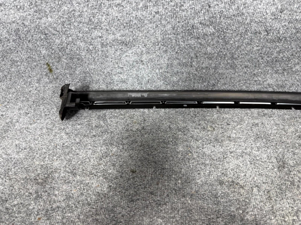 2016-2020 Tesla Model X Upper Left Side Falcon Door Glass Seal OEM, 1072079-90-D