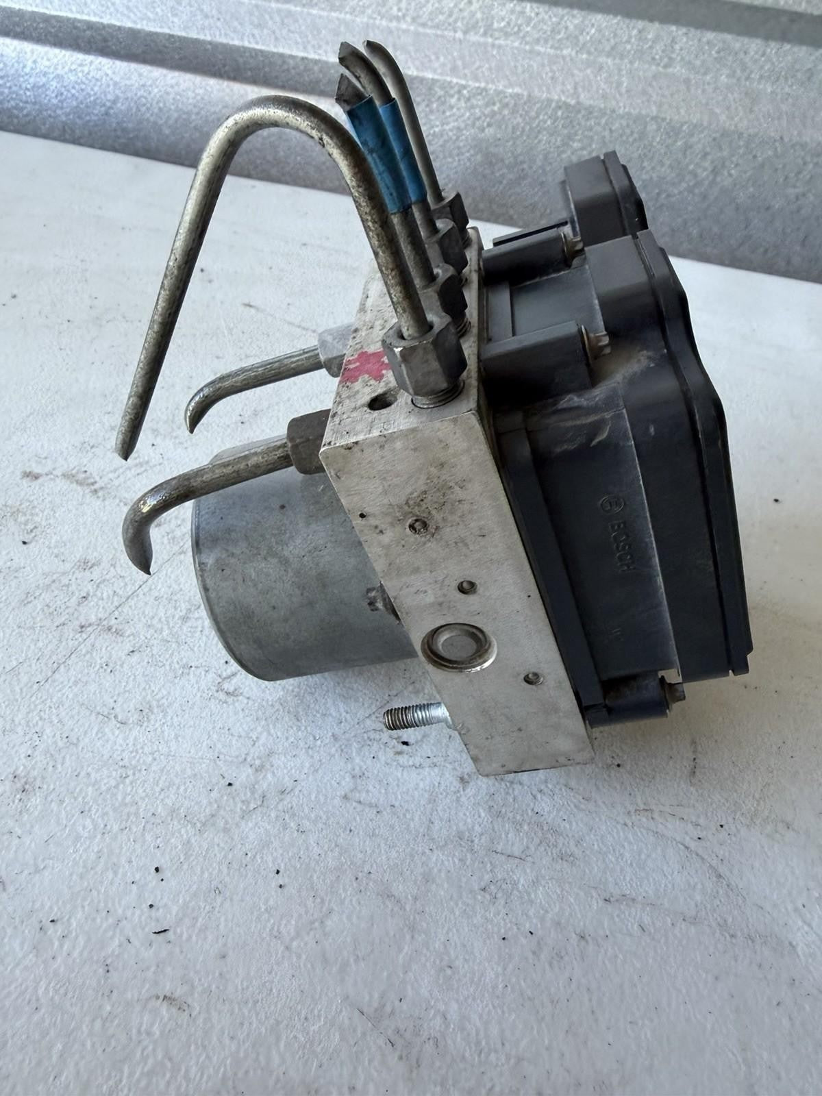 ♦️2017-2023 TESLA MODEL 3 ANTILOCK BRAKE ABS PUMP MODULE ASSY OEM, 1044745-00-B