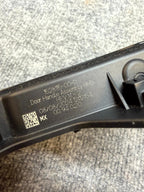 2020 - 2024 TESLA MODEL Y FRONT/REAR RIGHT SIDE DOOR HANDLE OEM, 1528115-00-D
