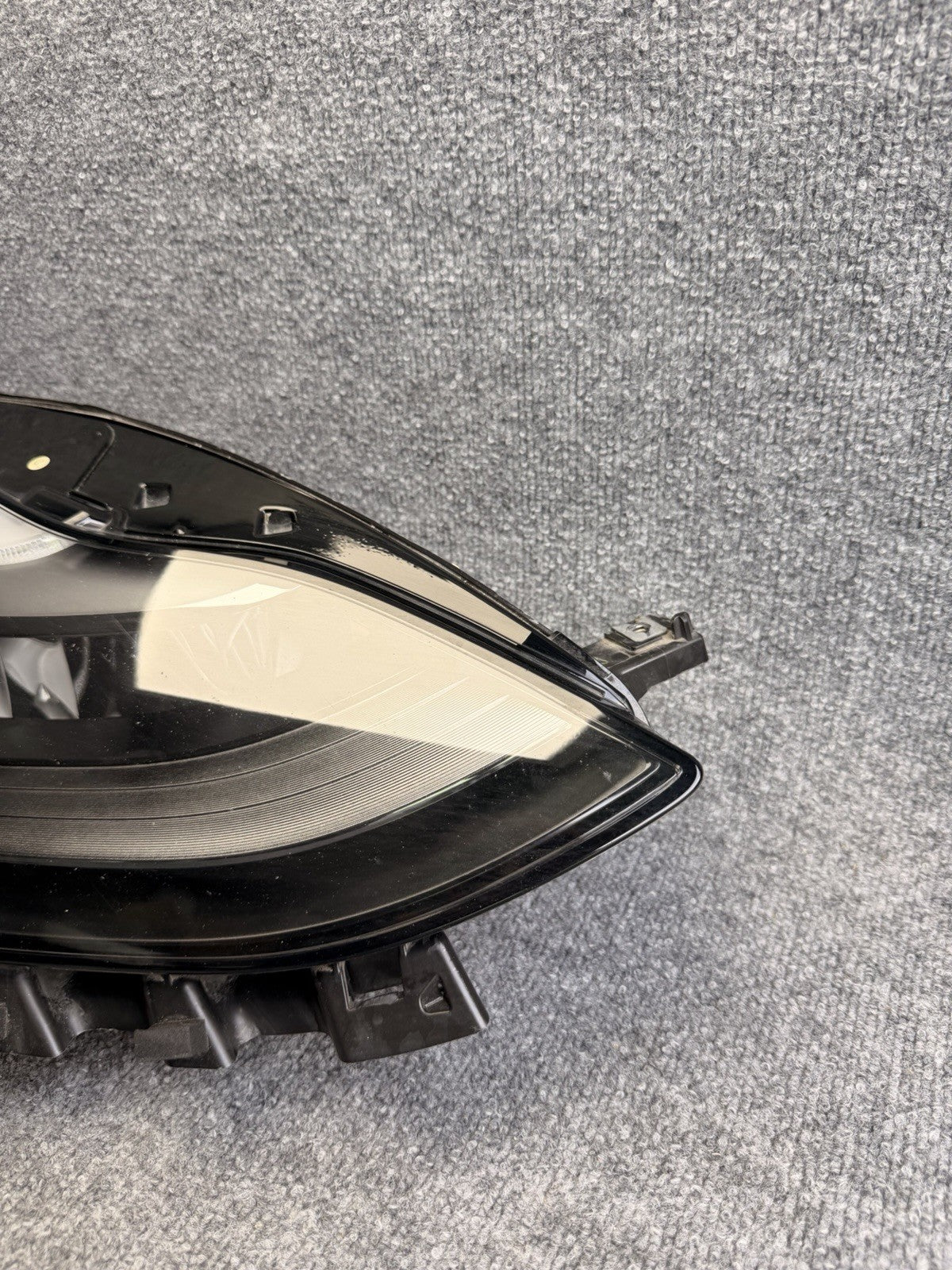 2021 - 2023 TESLA MODEL 3 FRONT RIGHT HEADLIGHT LED LIGHT LAMP OEM 1514953-00-D