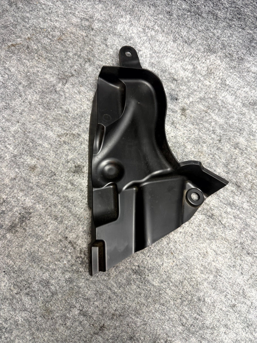 ♦️2017–2023 TESLA MODEL 3 FRONT RIGHT SIDE STRUT SHOCK TOWER CAP OEM, 108169500A