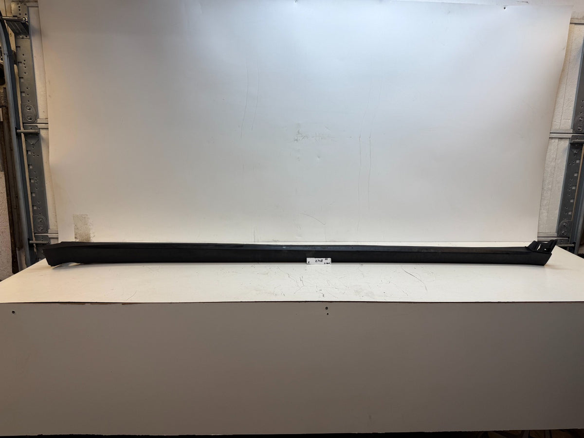 2016-2020 Tesla Model X Right Hand Rocker Panel Molding OEM 1034219-00-B