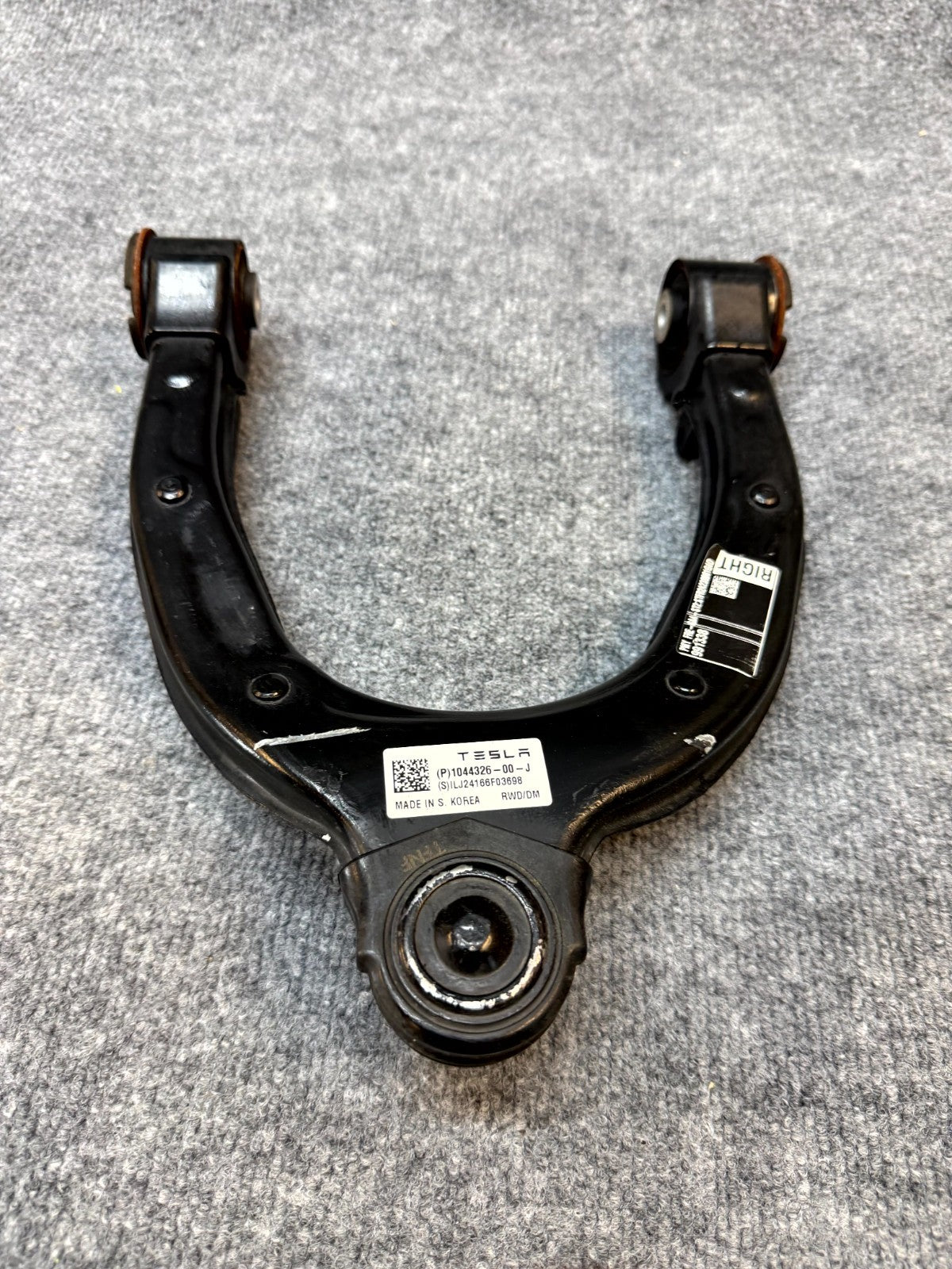 2020 - 2024 TESLA MODEL Y FRONT RIGHT UPPER CONTROL ARM OEM, 1044326-00-J