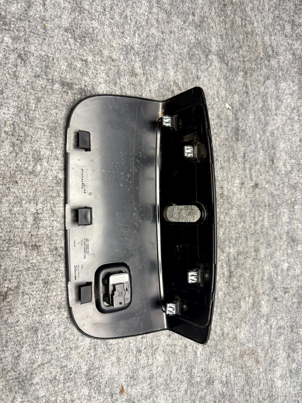 ♦️17–23 TESLA MODEL 3 FRONT FRUNK CLOSE OUT PANEL HOOD LATCH COVER OEM 109585800