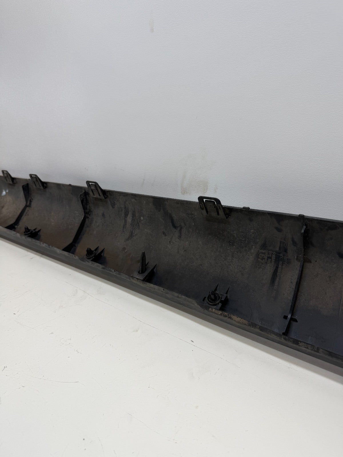 2020 - 2024 Tesla Model Y Left Side Sill Rocker Panel Molding 1497740-00-D