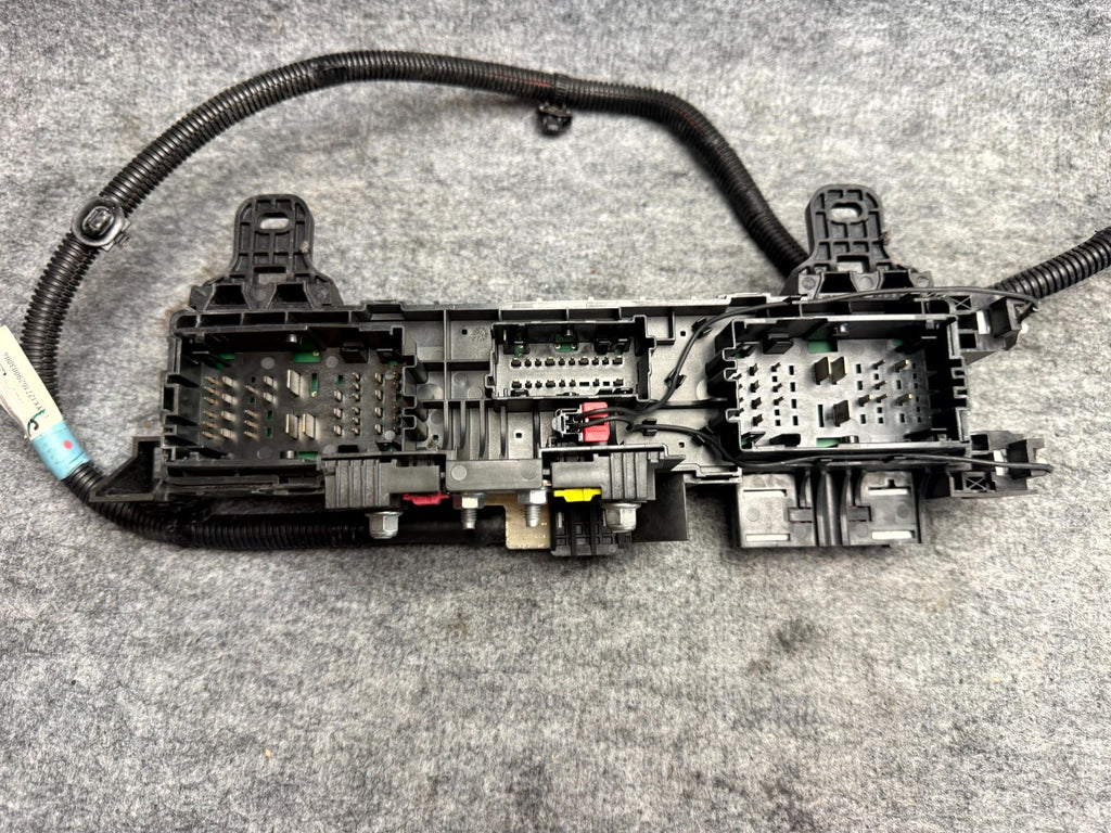 ♦️12-20 TESLA MODEL S FRONT FUSE BOX RELAY JUNCTION BOX OEM, 1034405-00-E