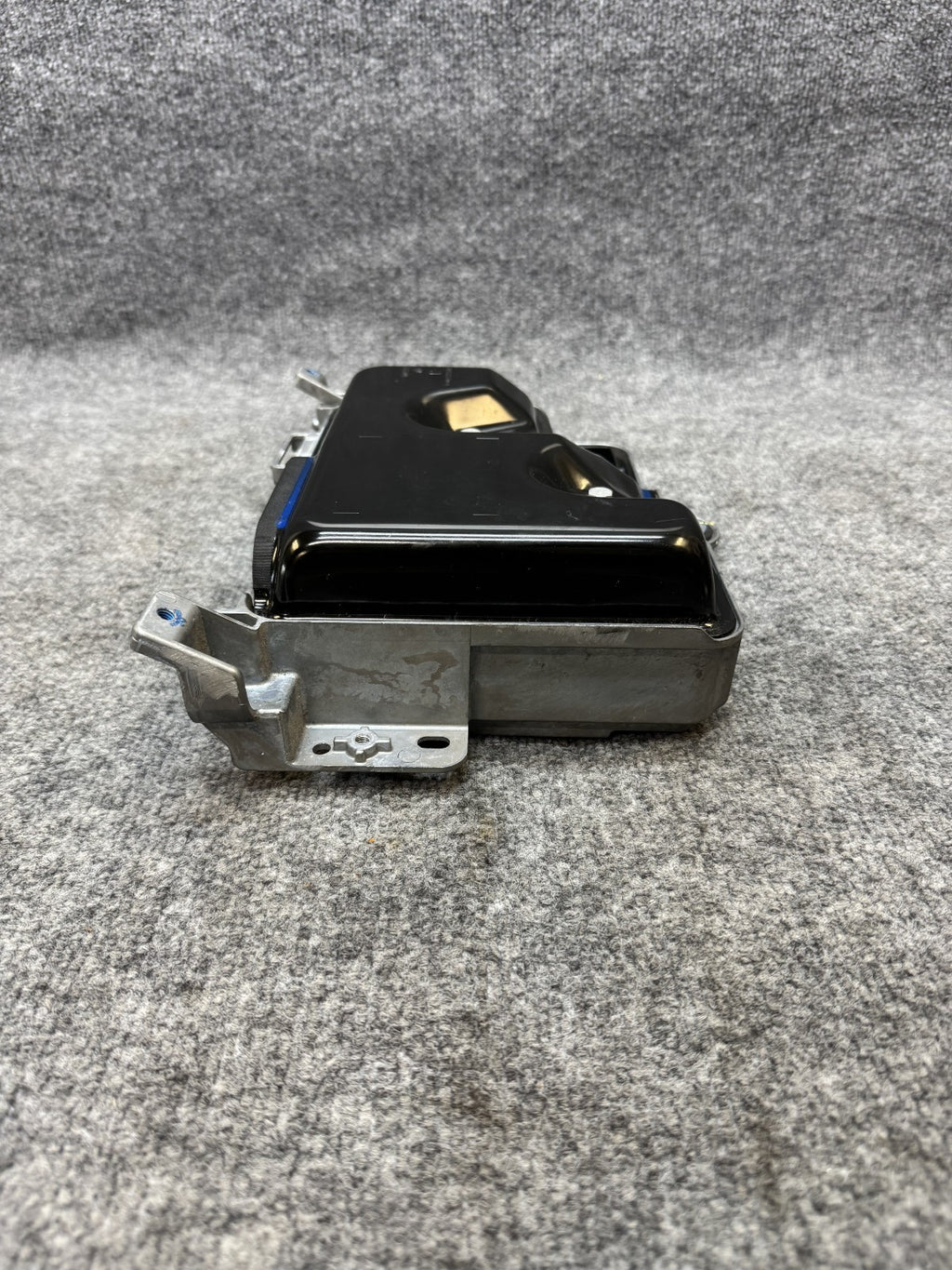20-24 TESLA MODEL Y FRONT CONTROLLER BODY COMPUTER CONTROL MODULE OEM 149732700C