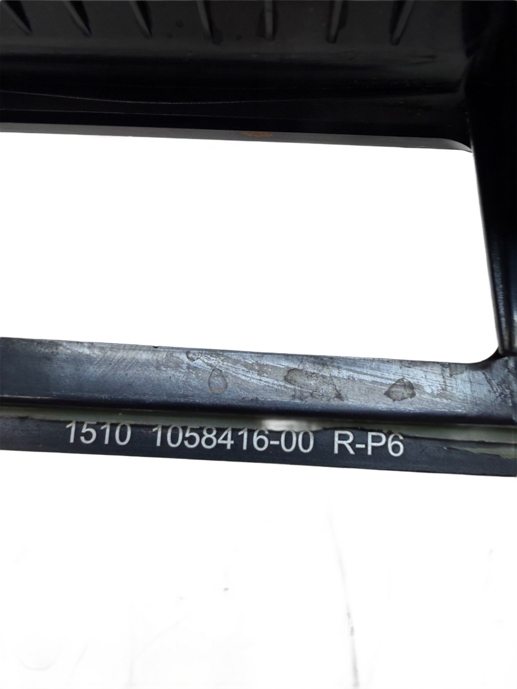 2016-2020 Tesla Model X MX Rear Right Lower Threshold Plate Trim RH 1058416-00