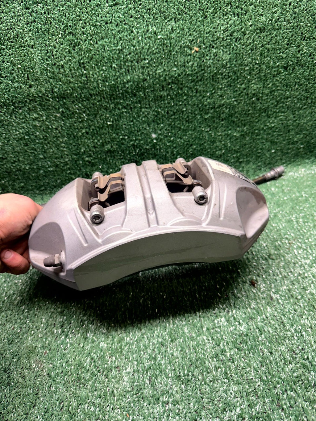 ♦️20–23 TESLA MODEL Y FRONT LEFT BRAKE CALIPER W/ BRAKE HOSE OEM, 2288621-00-A