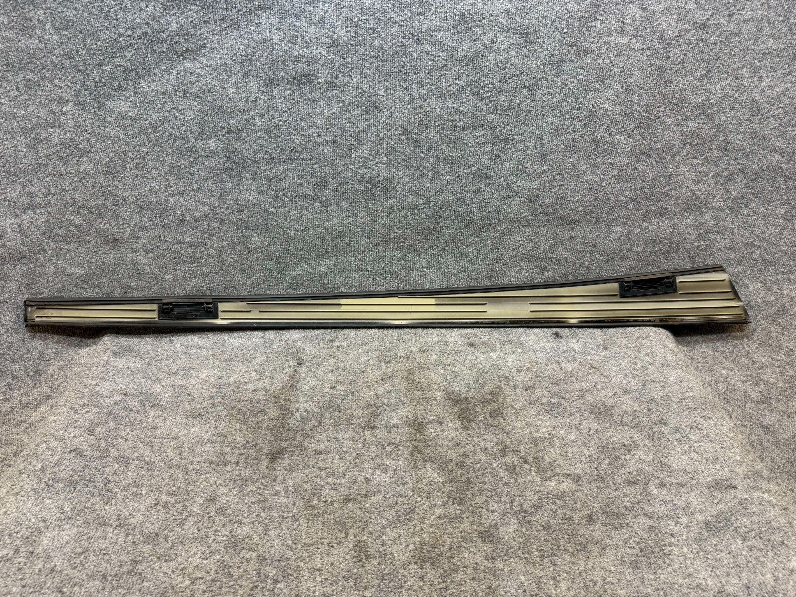 16-20 Model S Right Panoramic Roof Trim Molding Applique Finisher 1034955-00-C