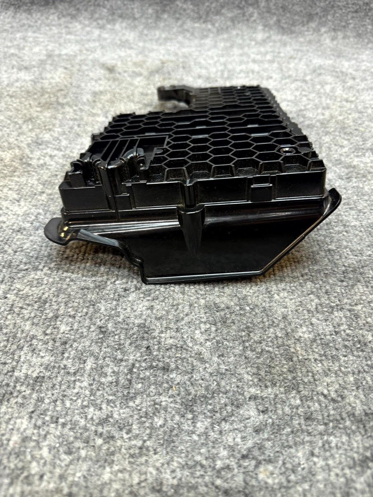 2017 - 2023 TESLA MODEL 3 LEFT SIDE BODY CONTROL MODULE UNIT OEM, 1567359-00-B