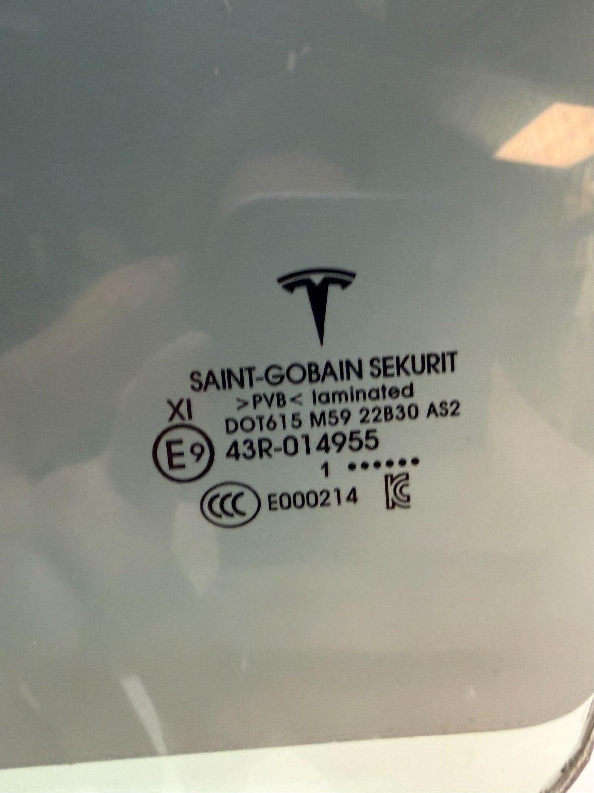 2021-2023 Tesla Model 3 M3 Front Driver Side Door Window Glass Left 43R-014955