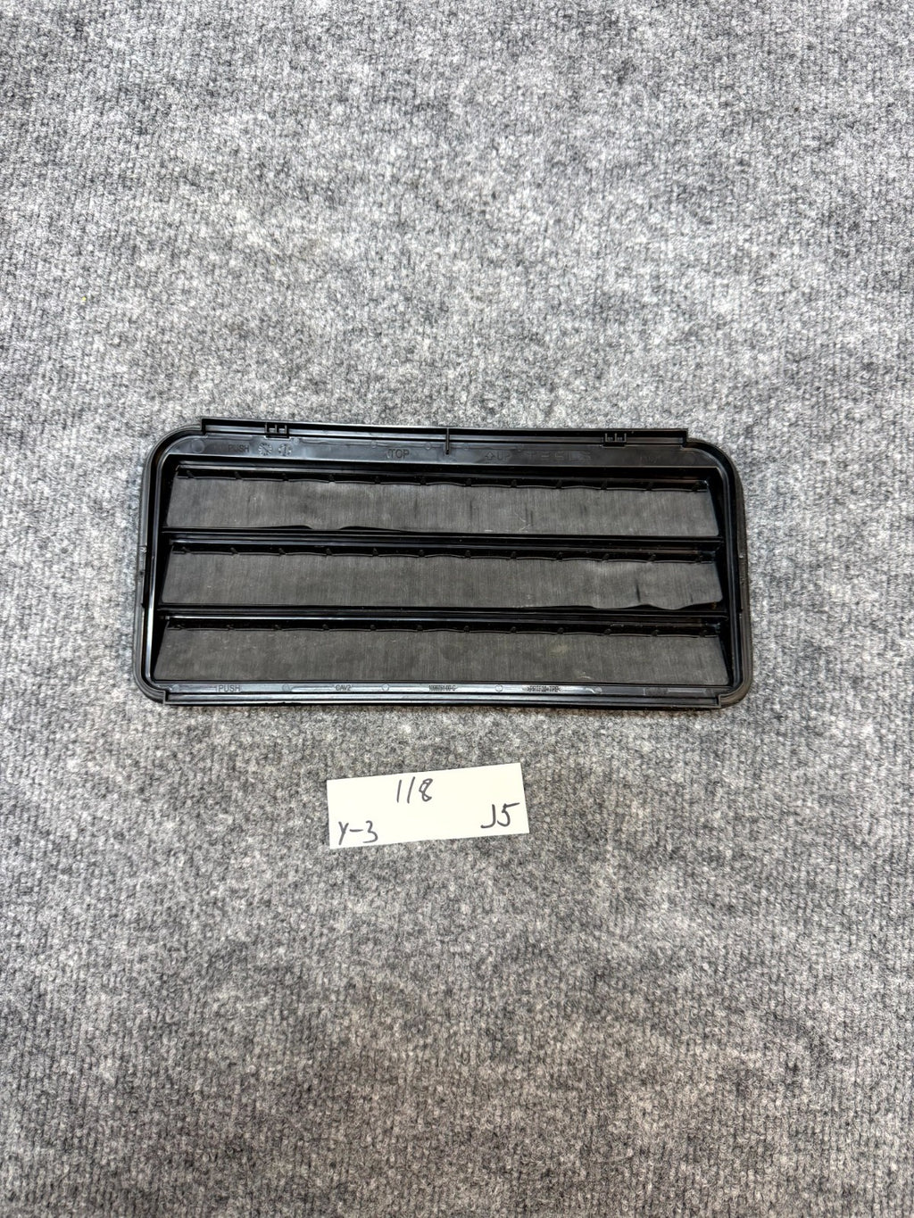 17-23 TESLA MODEL Y/3 AIR EXTRACTOR CABIN VENT GRILLE BLACK OEM, 1098751-00-C