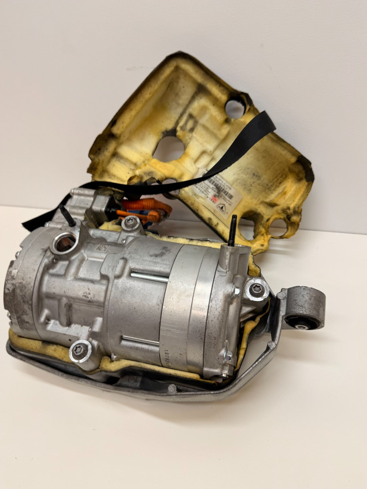 2016-2020 Model S Electric Air Conditioning A/C Compressor Pump 1063369-00-G