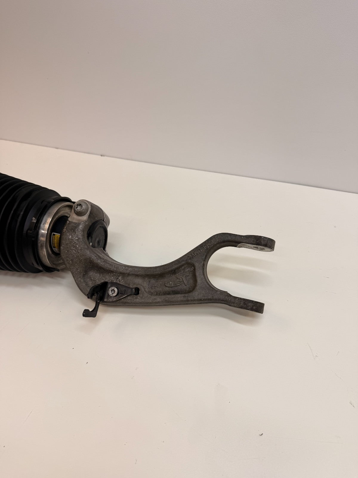 2016-2020 Tesla Model S Front Left Air Suspension Shock Strut 1067361-25-C