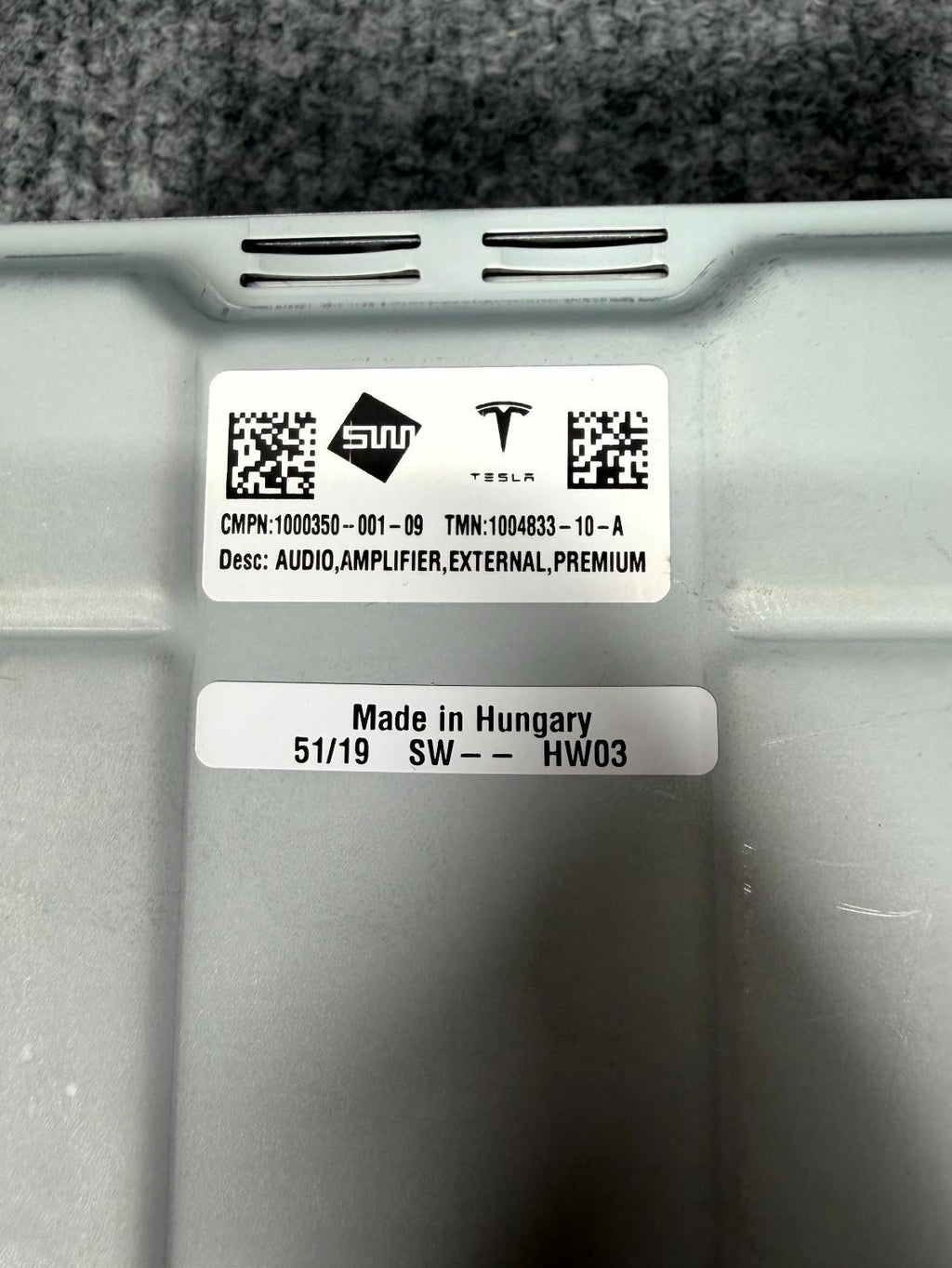 2016-2021 Tesla Model S X AMP Amplifier Audio Premium Sound OEM, 1004833-10-A