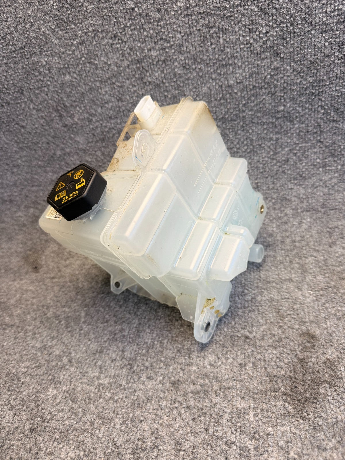 2017-2024 Tesla Model 3 Y Supermanifold Coolant Reservoir Tank 1506803-00-F