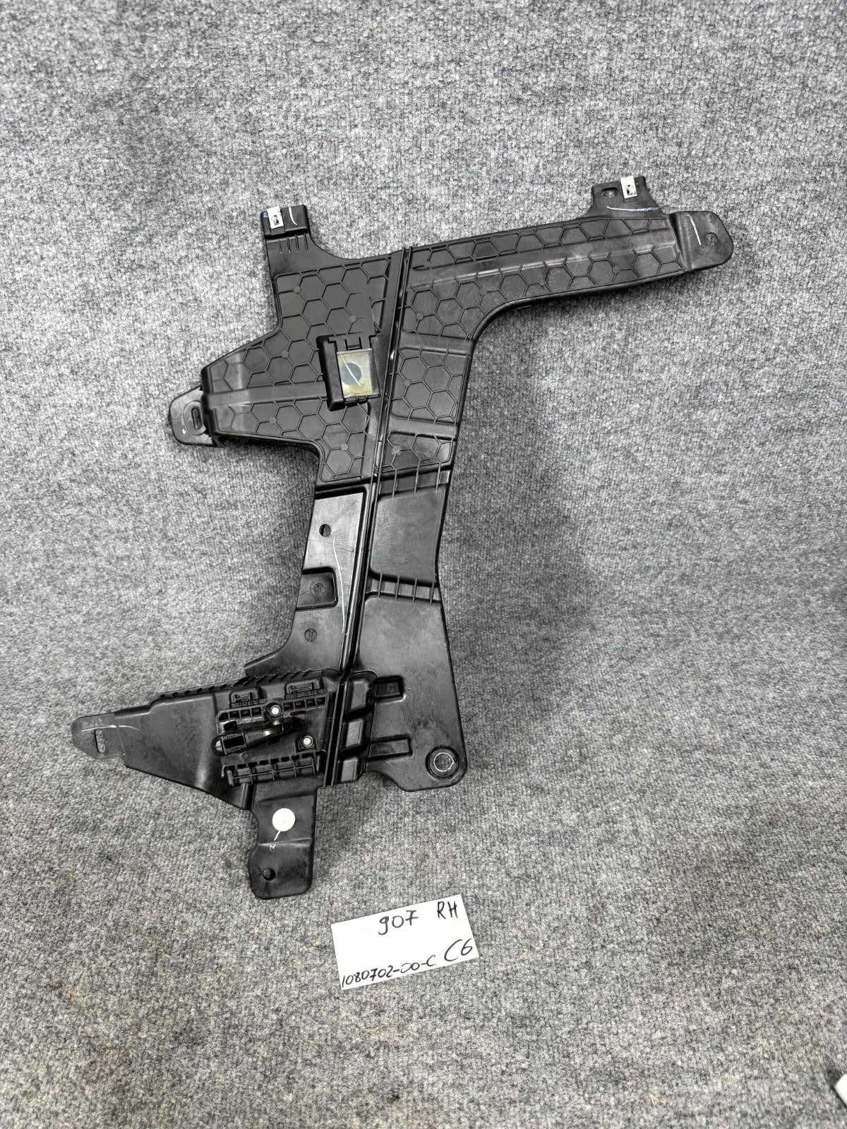 16-20 Tesla Model X Rear Right Lower C-Pillar Mount Bracket OEM, 1080702-00-C