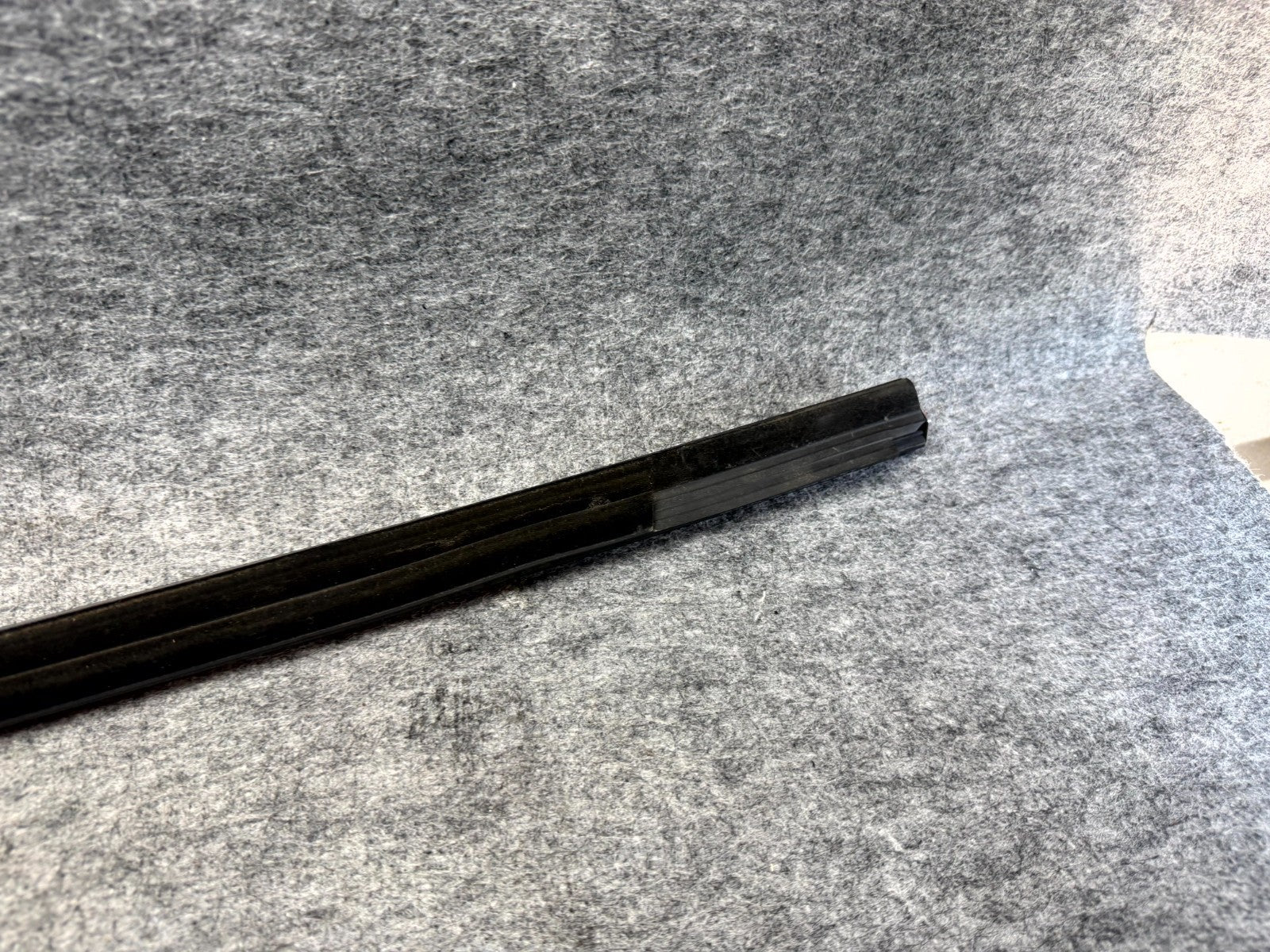 ♦️17–23 TESLA MODEL 3 REAR RIGHT SIDE DOOR MOLDING TRIM STRIP OEM, 1080748-00-E