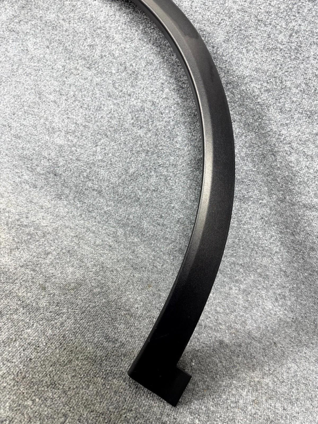 16-21 Tesla Model X Front Left Wheel Arch Trim Panel Molding OEM, 1075636-00-A
