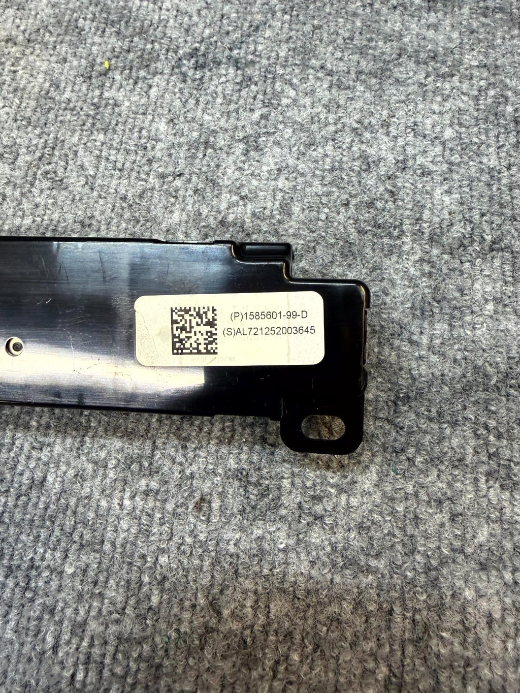 2020-2025 TESLA MODEL Y WIFI BLUETOOTH ANTENNA CONTROL MODULE OEM, 1585601-99-D